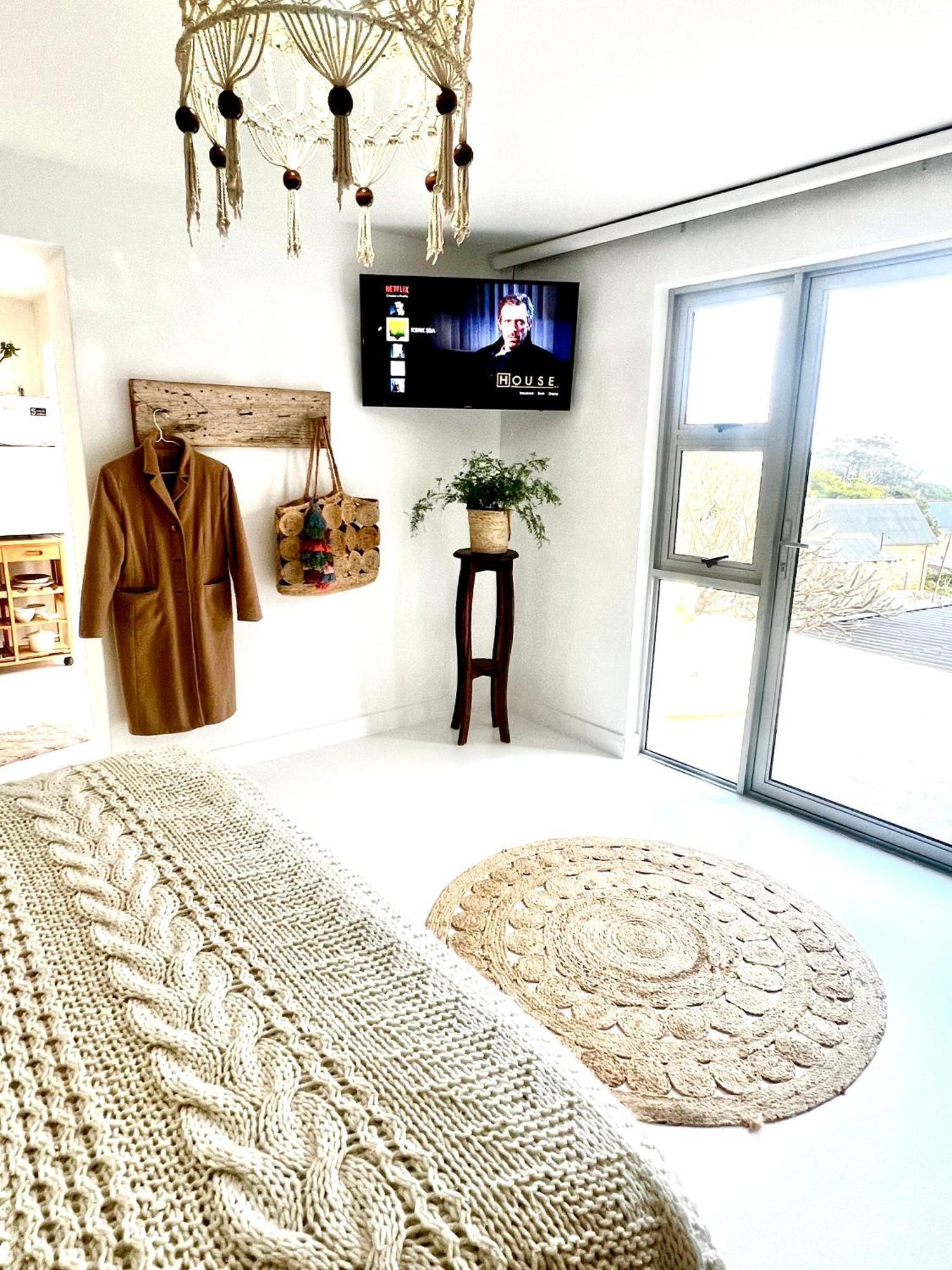 Sunny Bali Cottage Mosselbaai Buitenkant foto